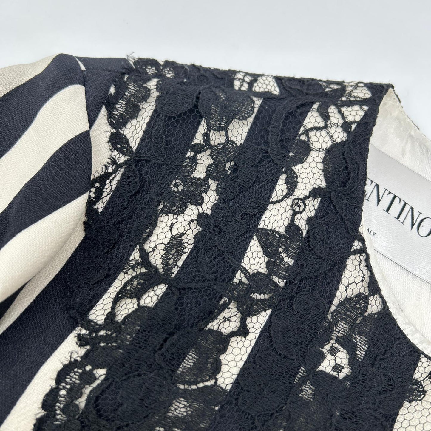 VALENTINO ヴァレンティノ QB2VAID9425 ホワイト シルク ストライプ レース ドレス ワンピース