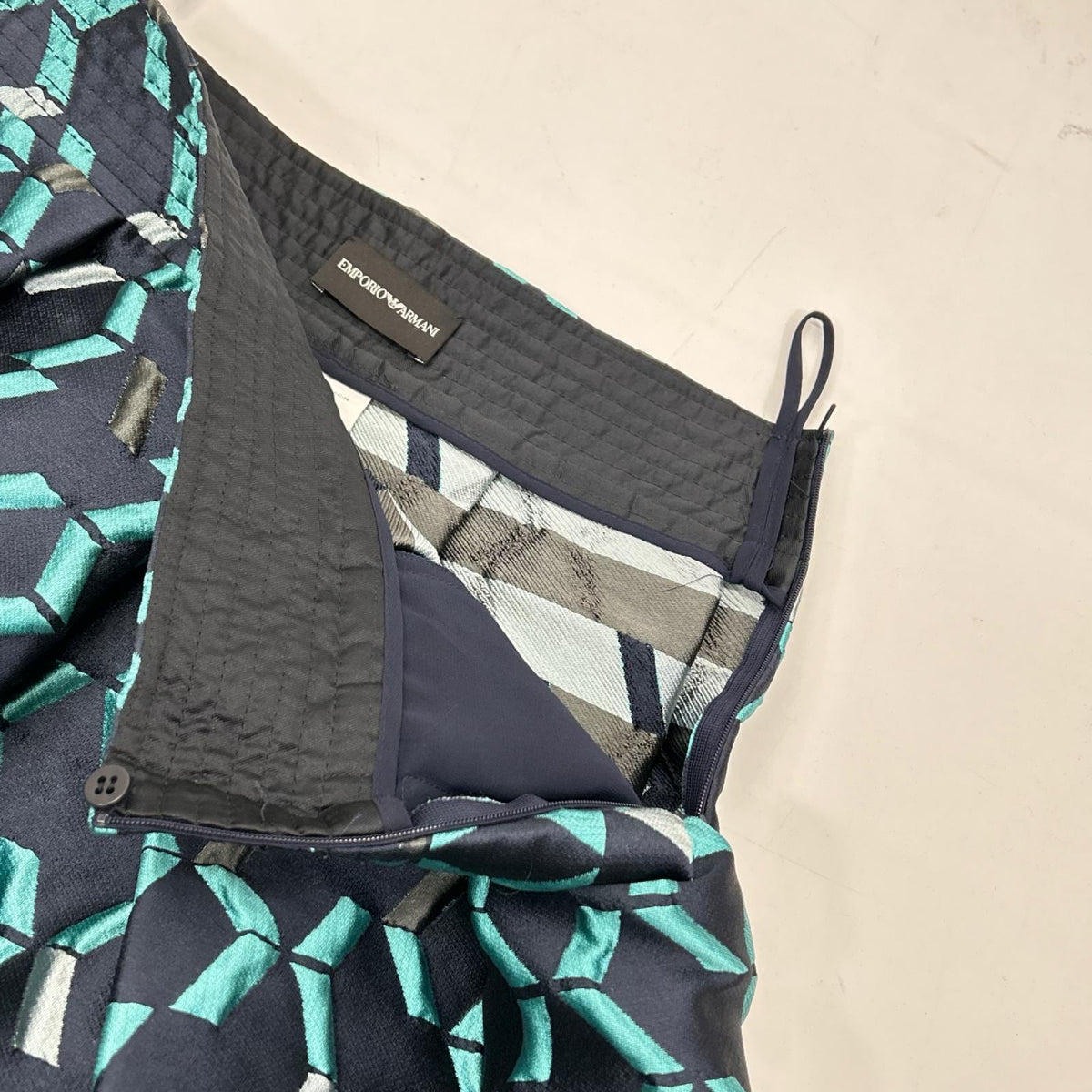 EMPORIOARMANI エンポリオアルマーニ 9NN23T 92111 ネイビー 総柄 Aライン スカート スカート