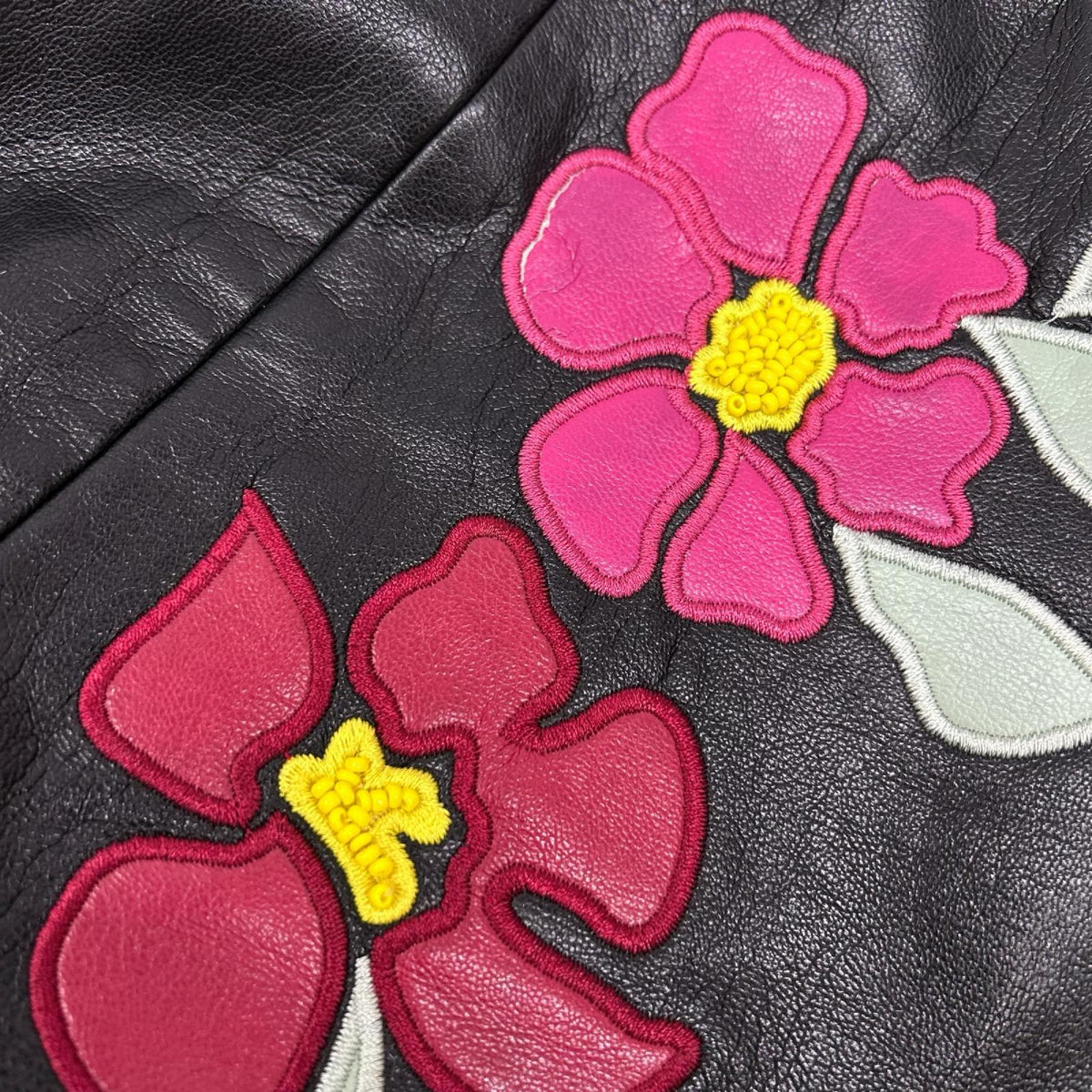 alice+olivia アリスオリビア ブラック フェイクレザー フラワー刺繍 ミニスカート スカート