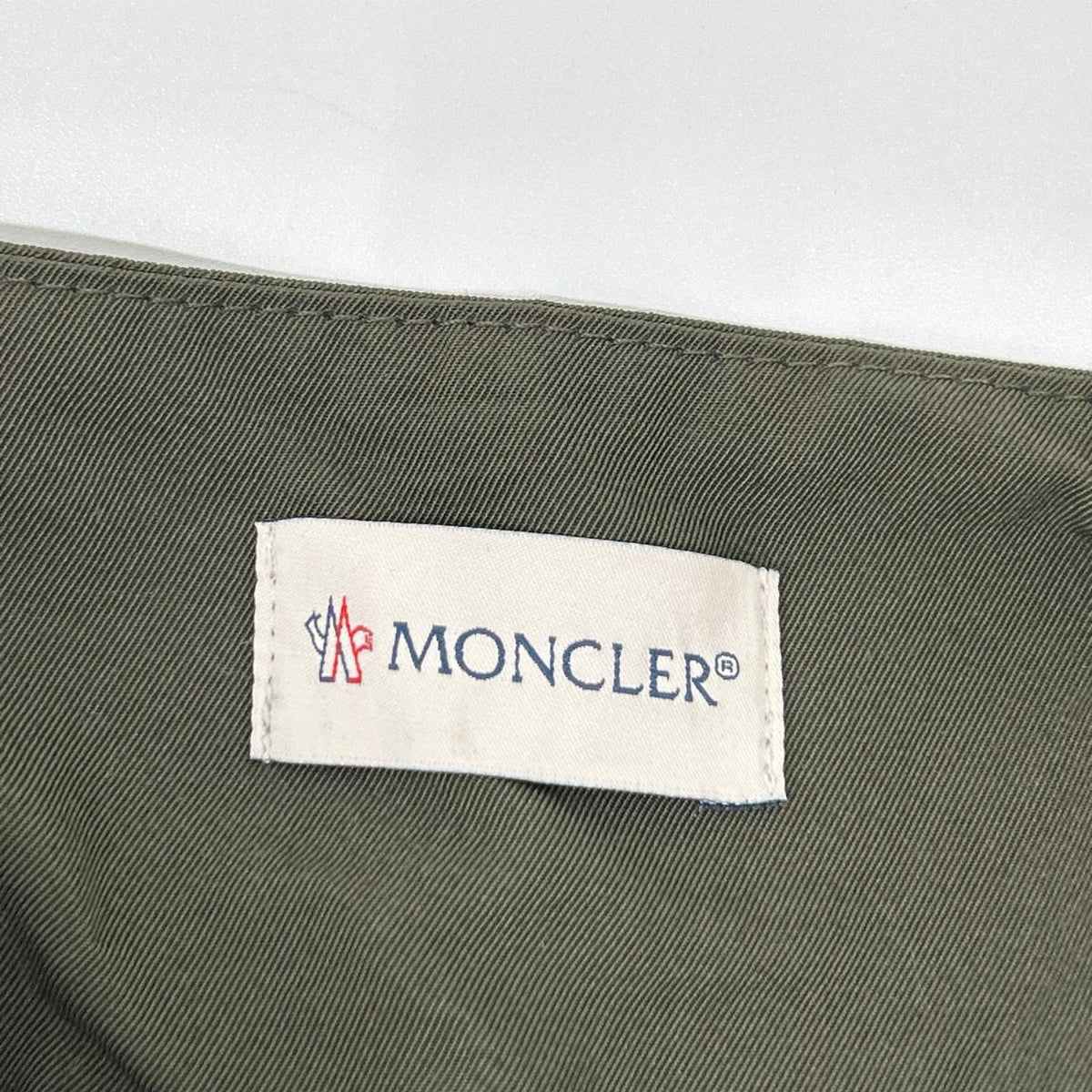 MONCLER モンクレール D20932566900 18年 カーキ GONNA ナイロン ベルト付き スカート スカート