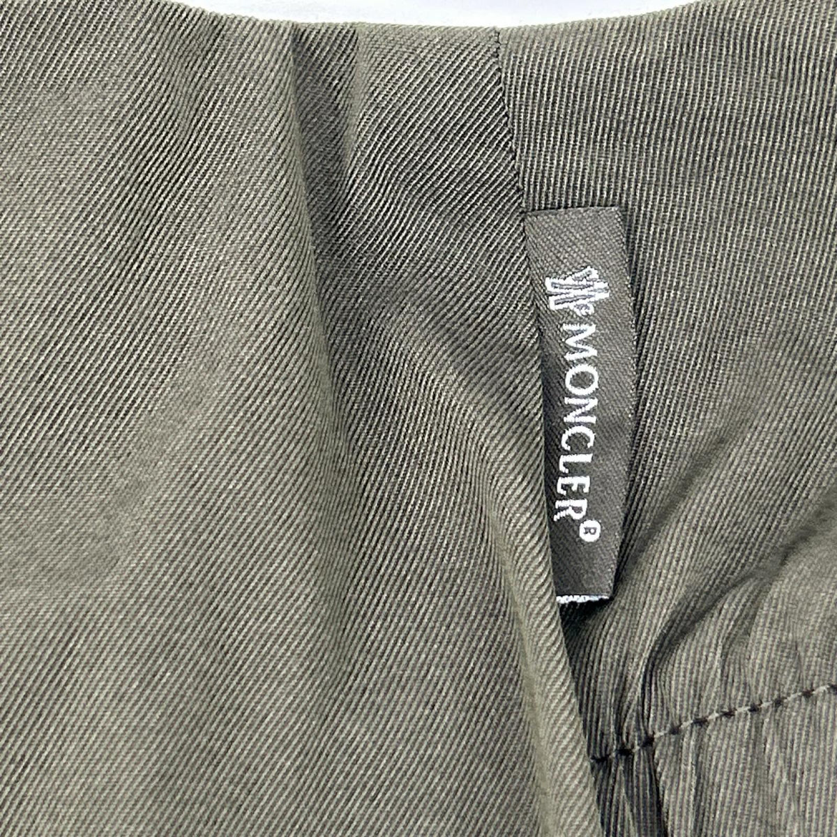 MONCLER モンクレール D20932566900 18年 カーキ GONNA ナイロン ベルト付き スカート スカート